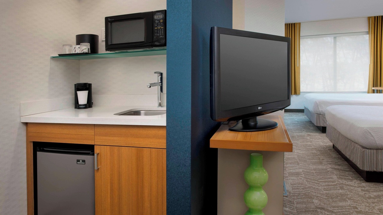 Photo of Bedroom in Jefferson Manor