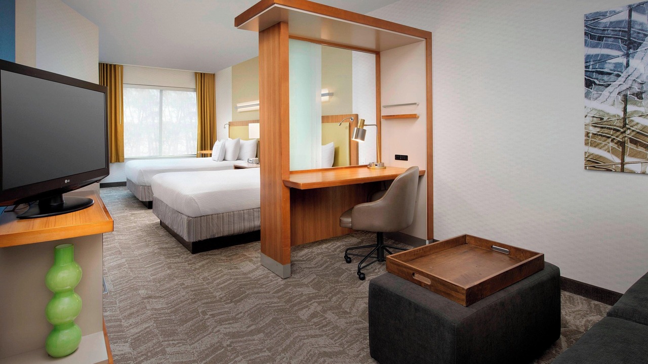 Photo of Bedroom in Jefferson Manor