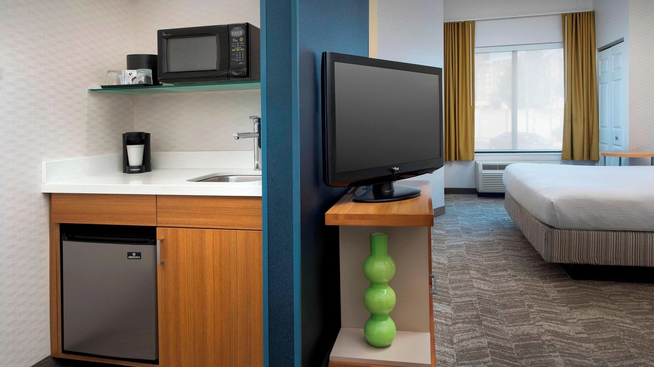 Photo of Bedroom in Jefferson Manor