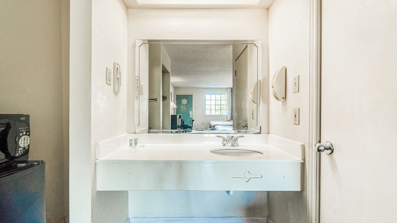 Photo of Bathroom in Port Lavaca