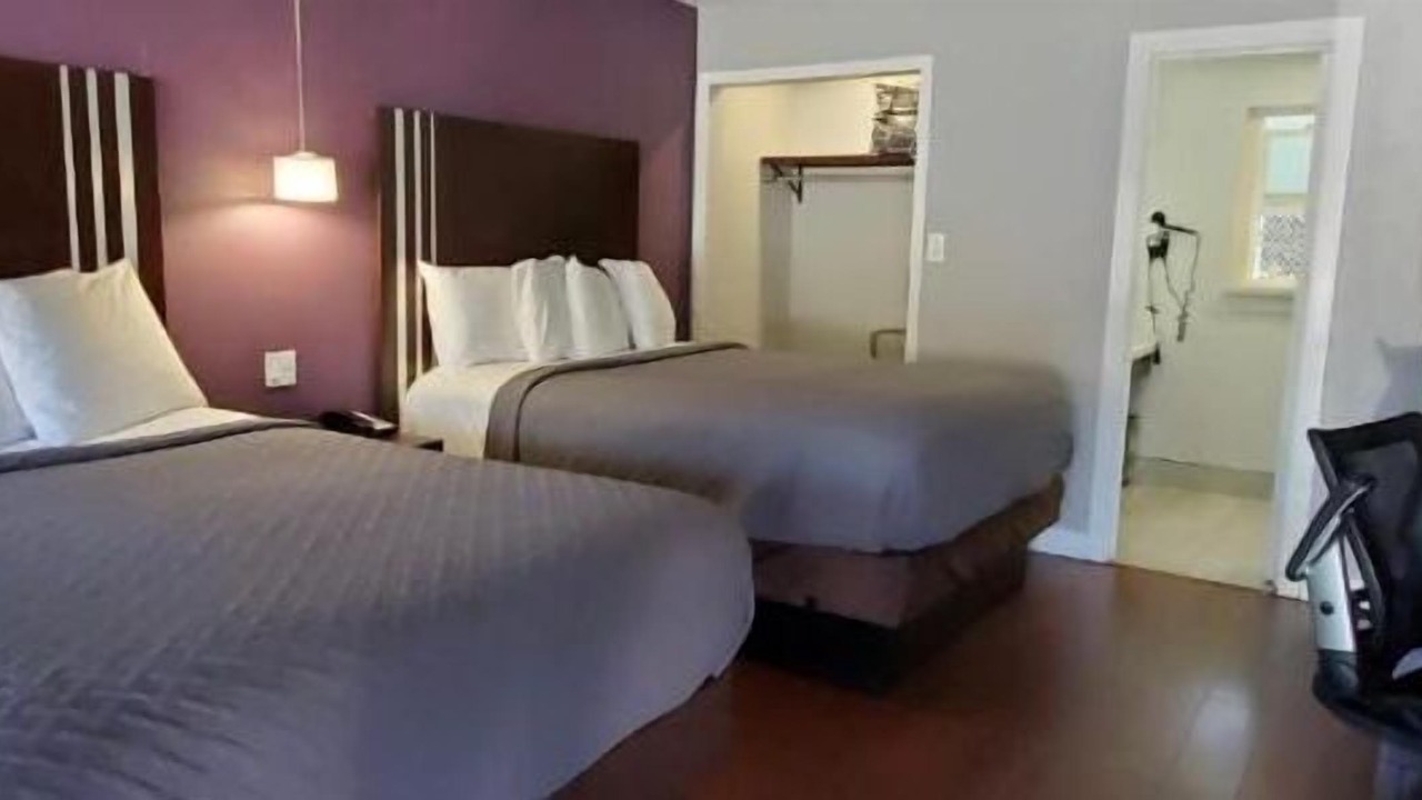 Photo of Bedroom in Martinez