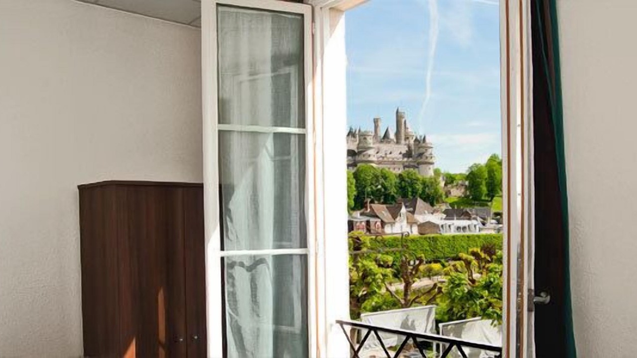 Photo of Bedroom in Pierrefonds