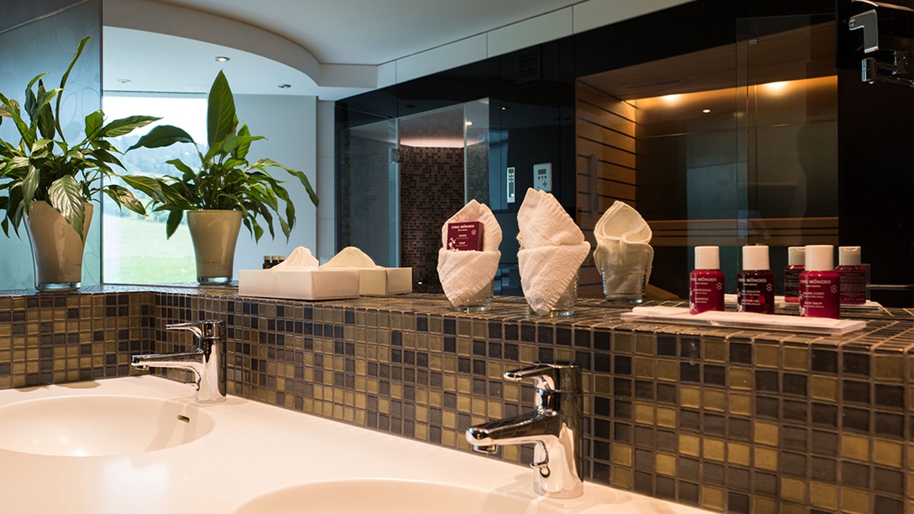 Photo of Bathroom in Le Cret-du-Locle