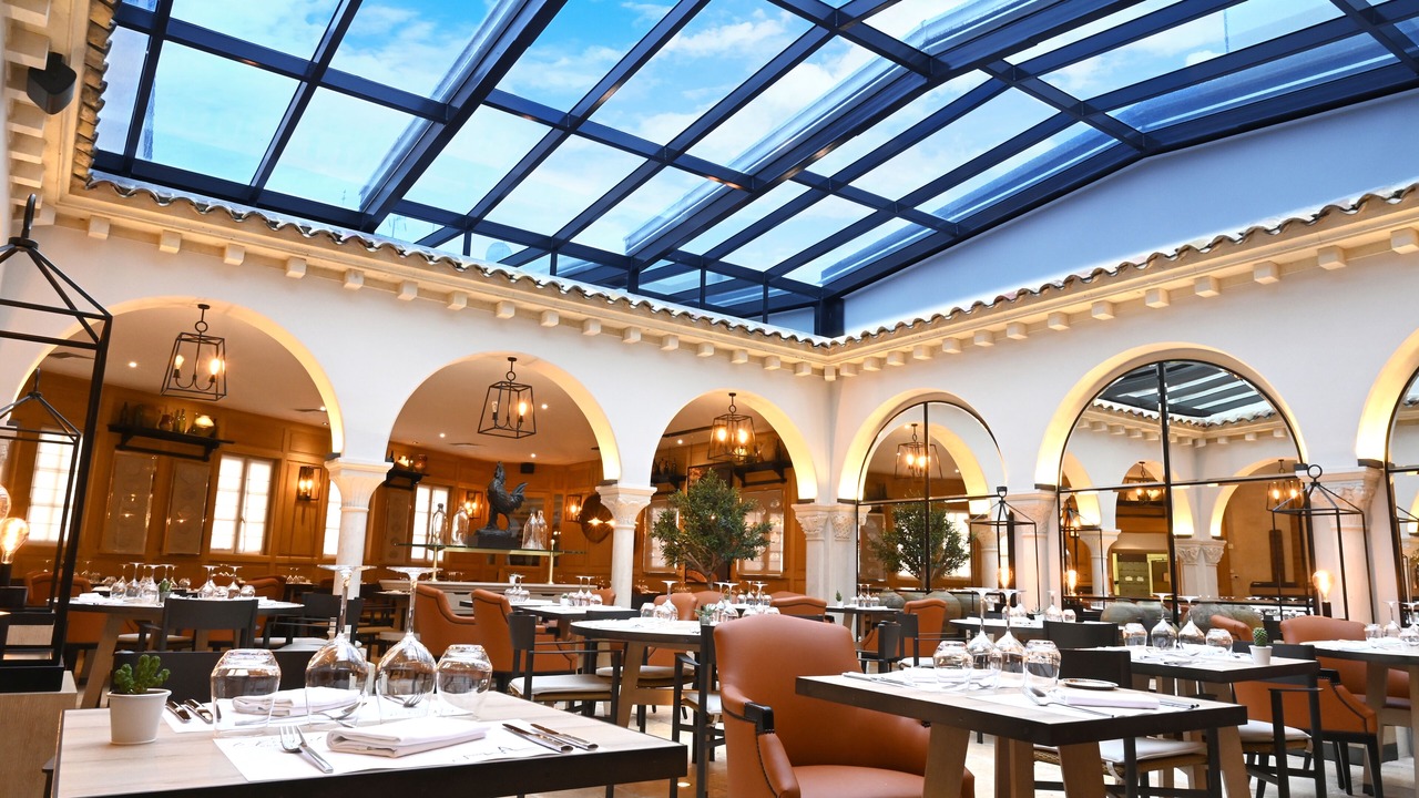 Photo of Others in Tournus