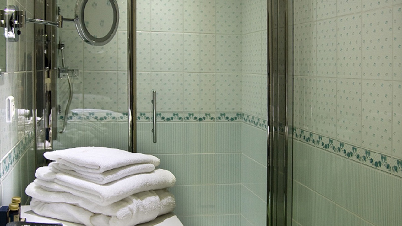 Photo of Bathroom in Moulins
