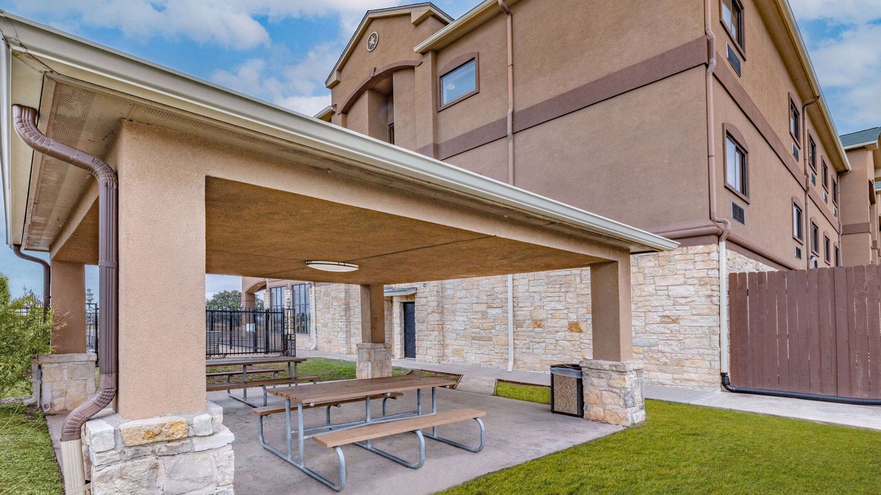 Photo of Outdoor in Cuero