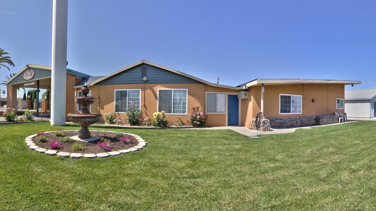 Photo of Outdoor in Williams