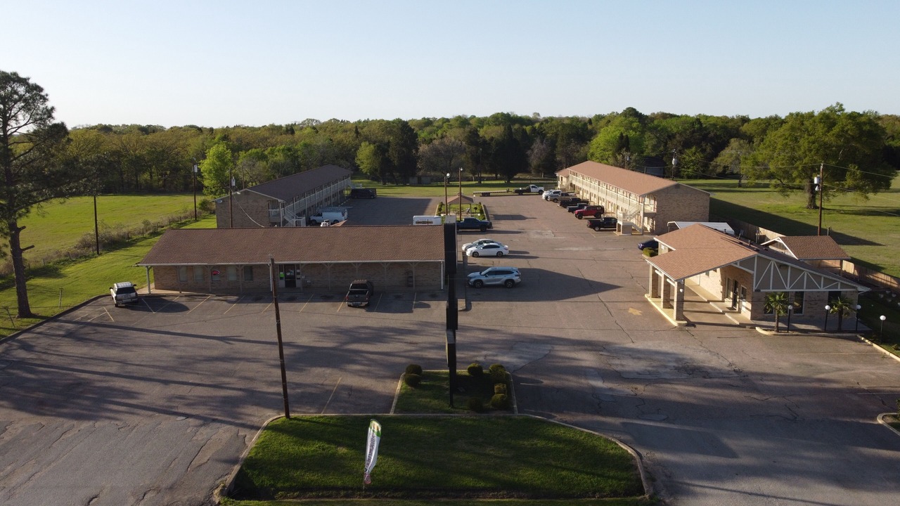 Photo of Outdoor in Malakoff