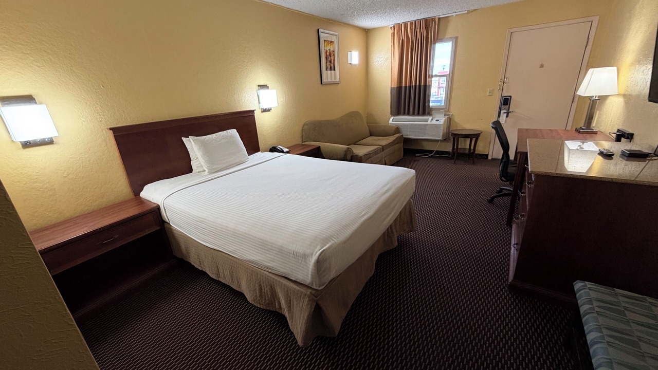 Photo of Bedroom in Dodge City