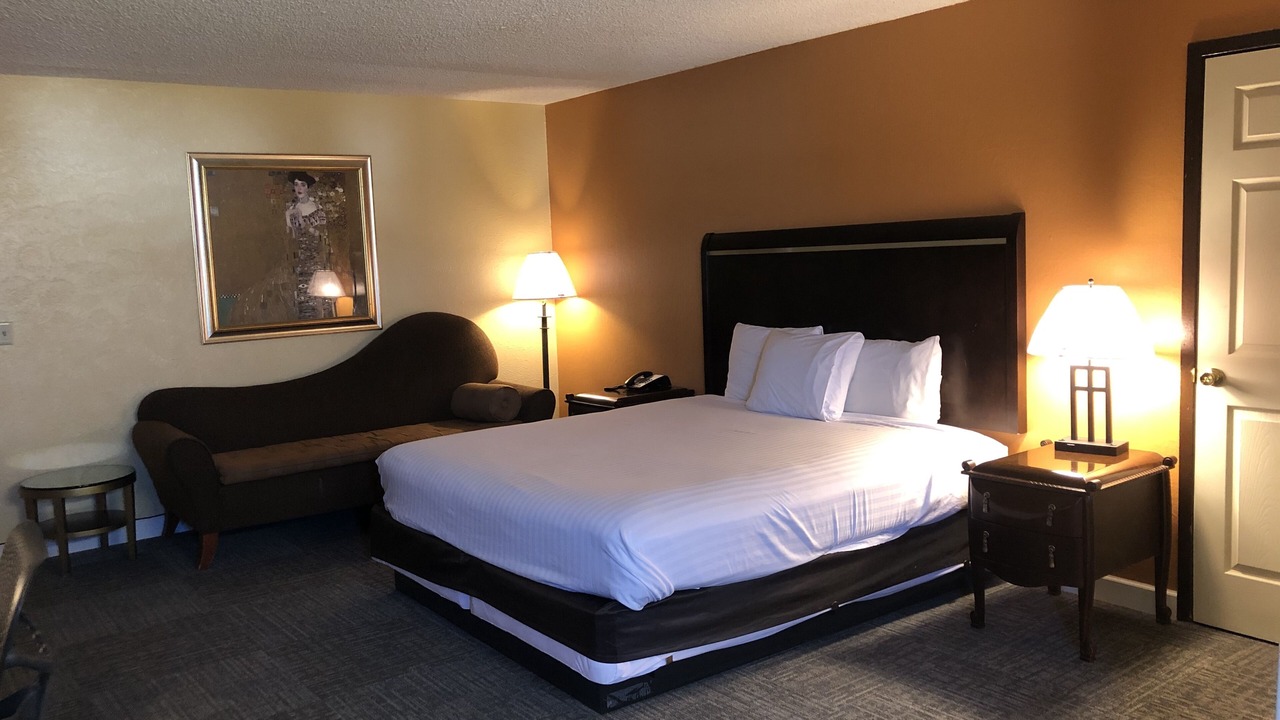 Photo of Bedroom in Dodge City