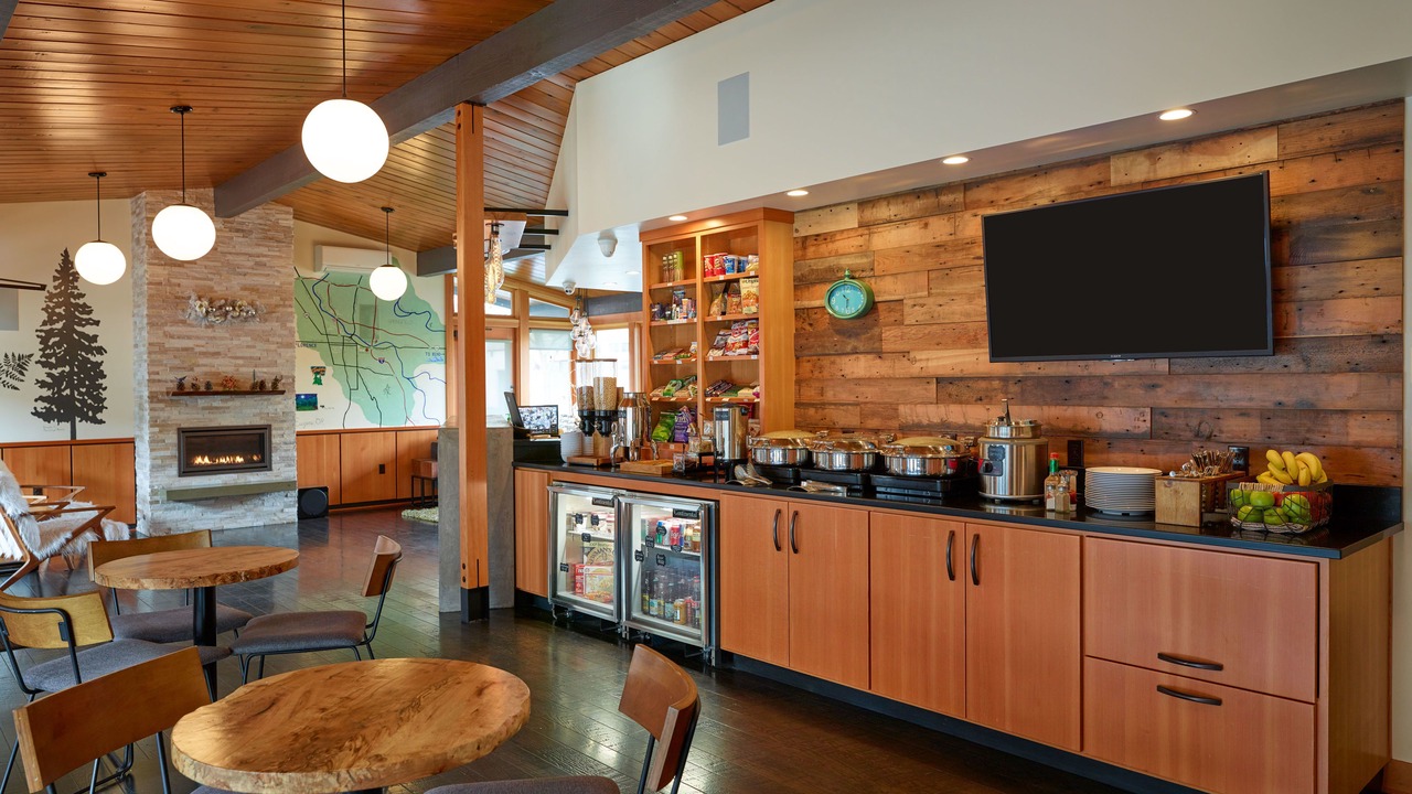 Photo of Others in Downtown Eugene