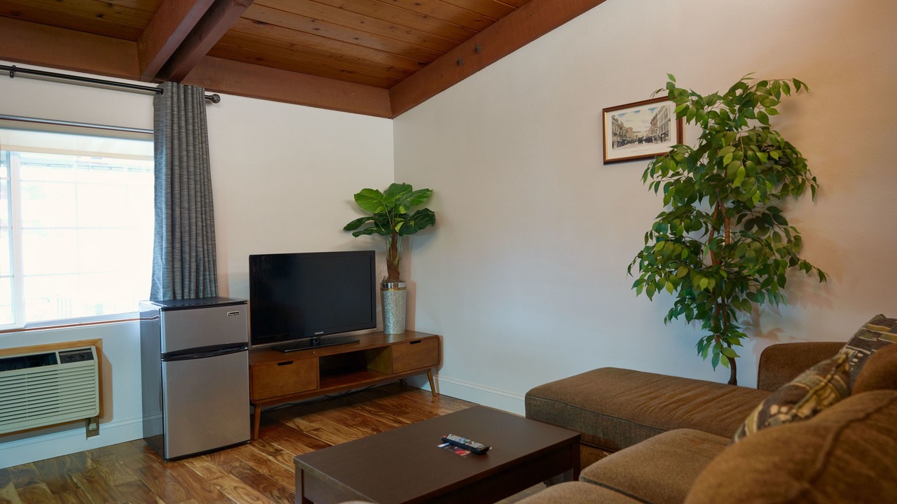 Photo of Bedroom in Downtown Eugene