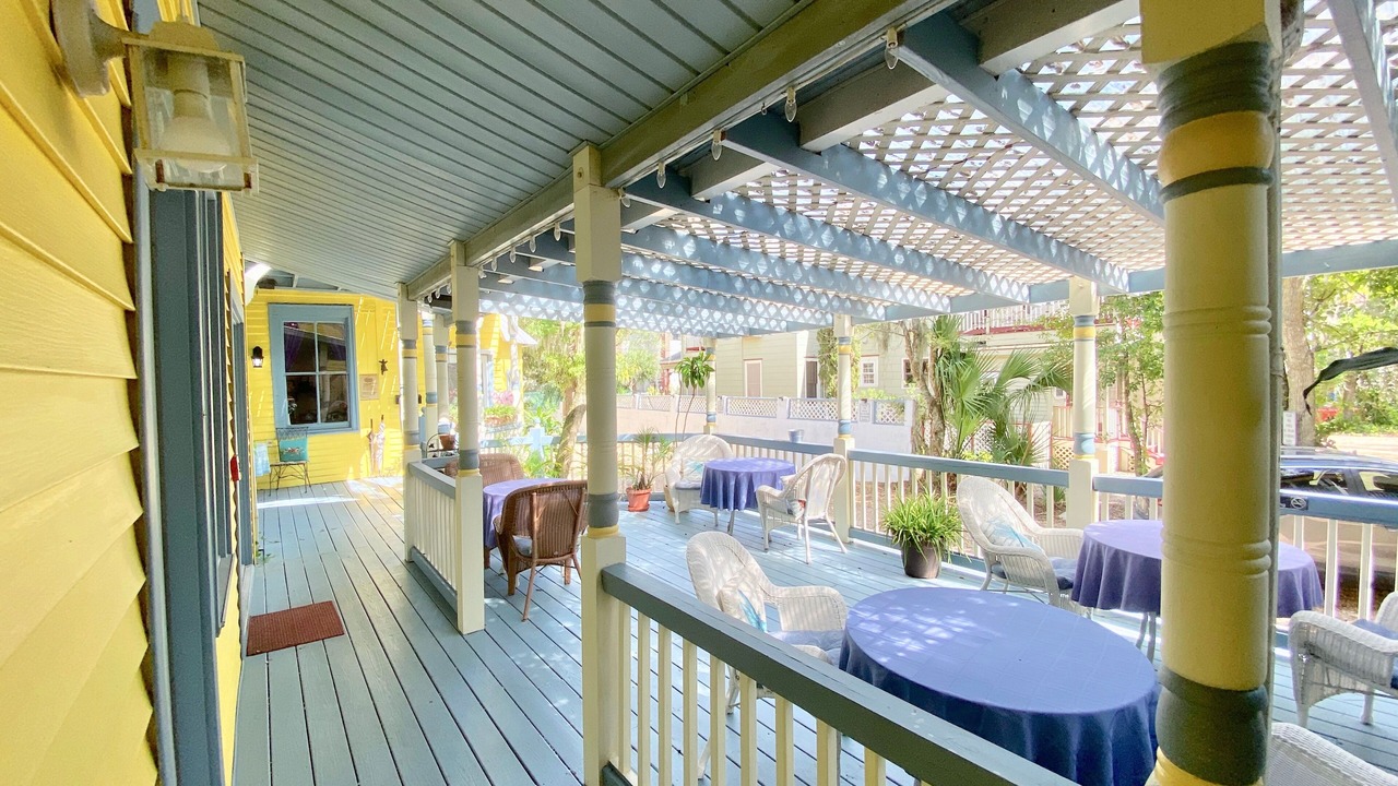 Photo of Patio Balcony in Downtown Historic District
