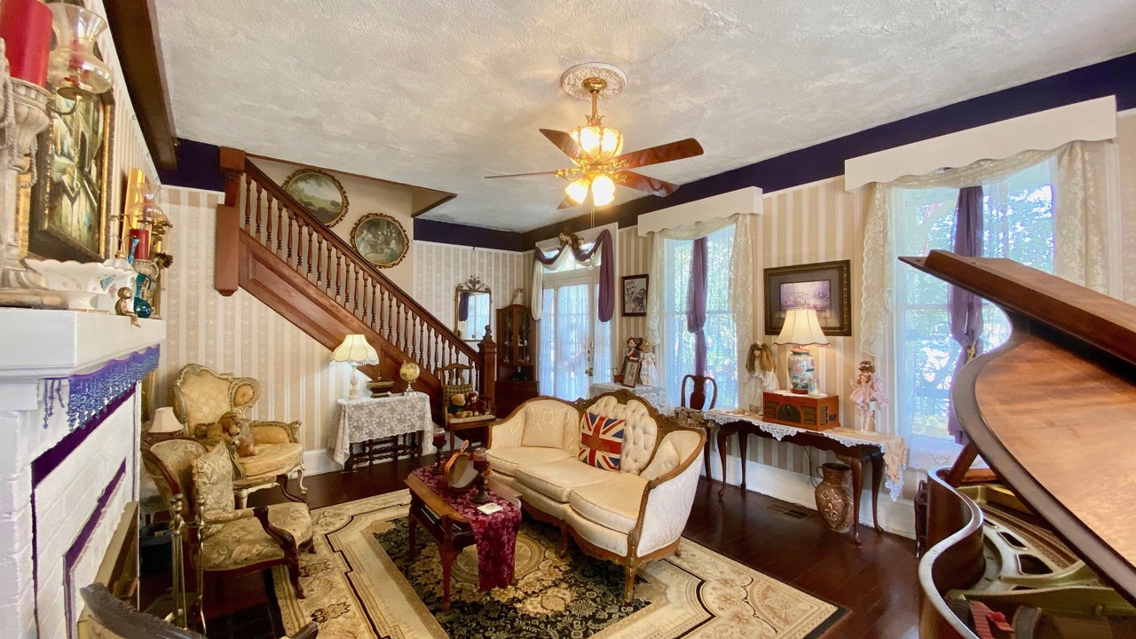 Photo of Others in Downtown Historic District