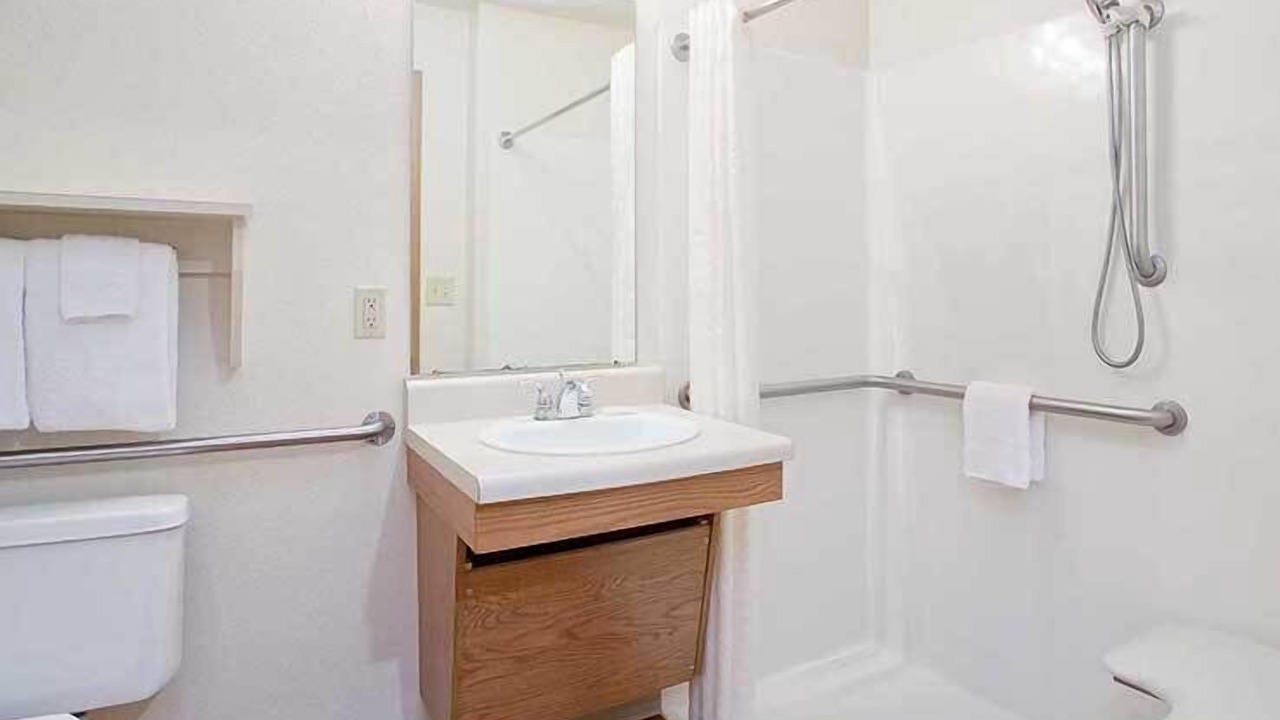 Photo of Bathroom in Butztown