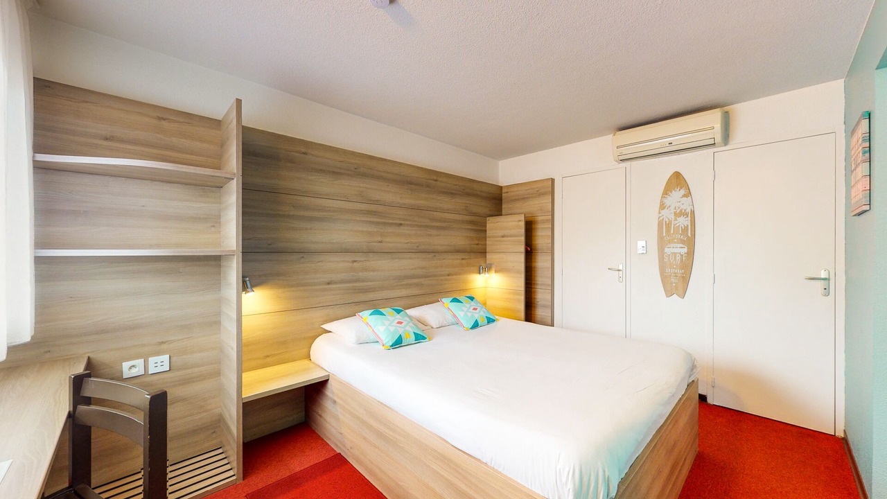 Photo of Bedroom in Ibos