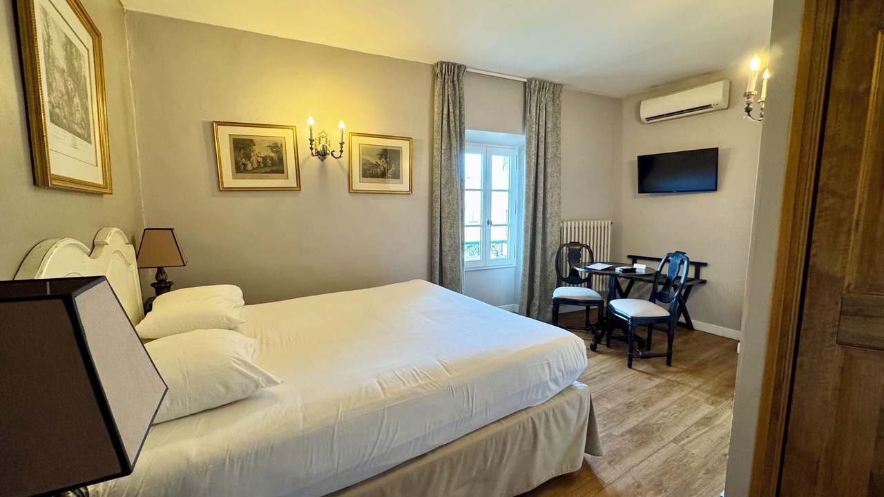 Photo of Bedroom in Visan