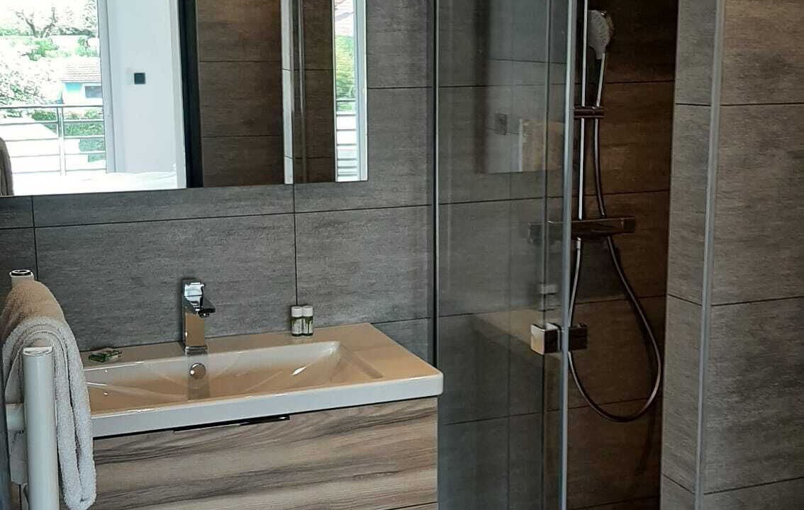 Photo of Bathroom in Cessenaz