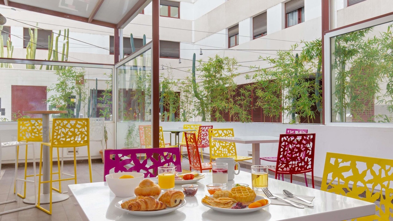 Photo of Outdoor in Clemenceau