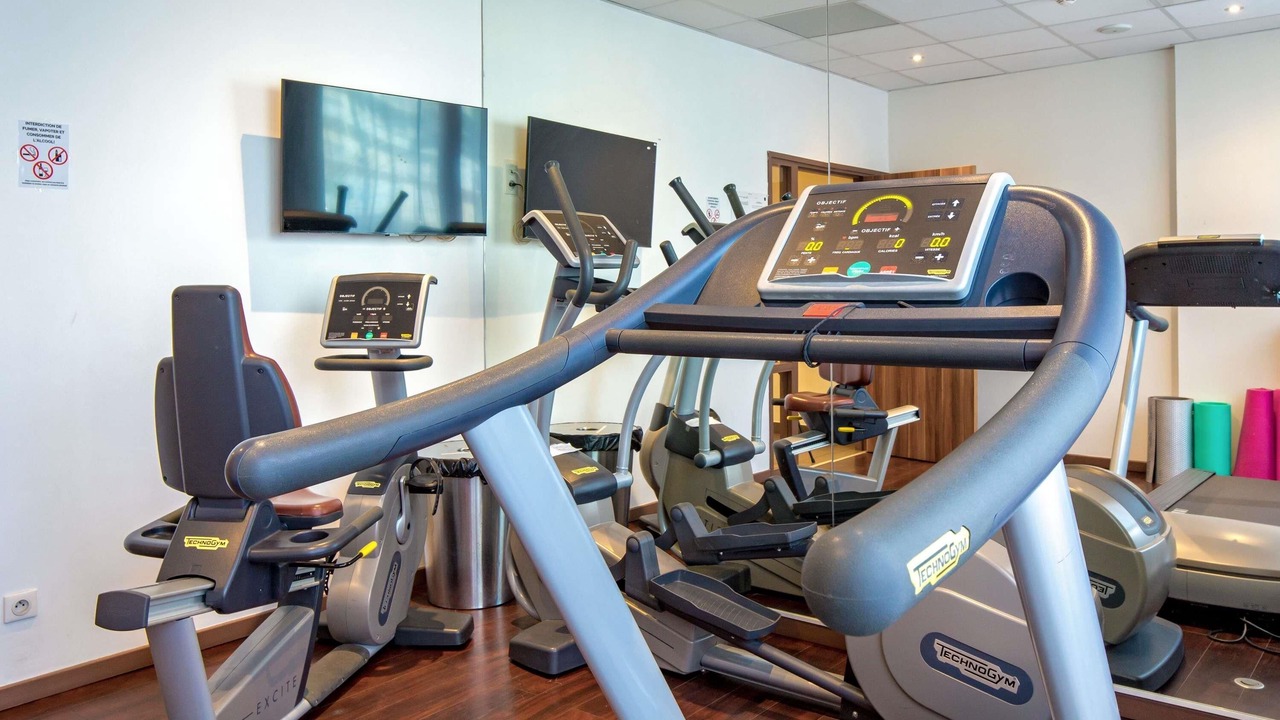 Photo of Others in Clemenceau