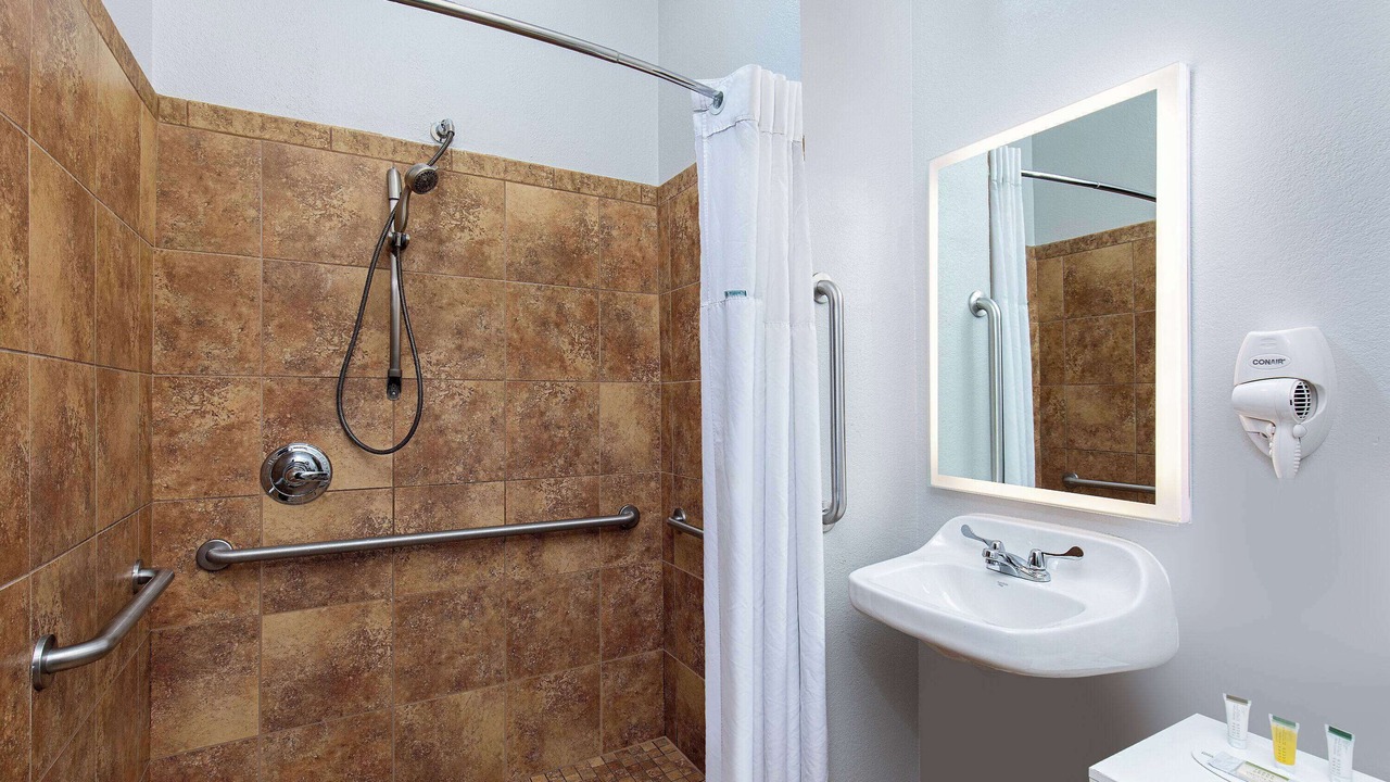 Photo of Bathroom in Opelika