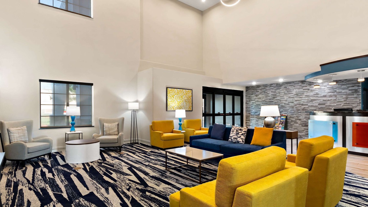 Photo of Livingroom in Bastrop