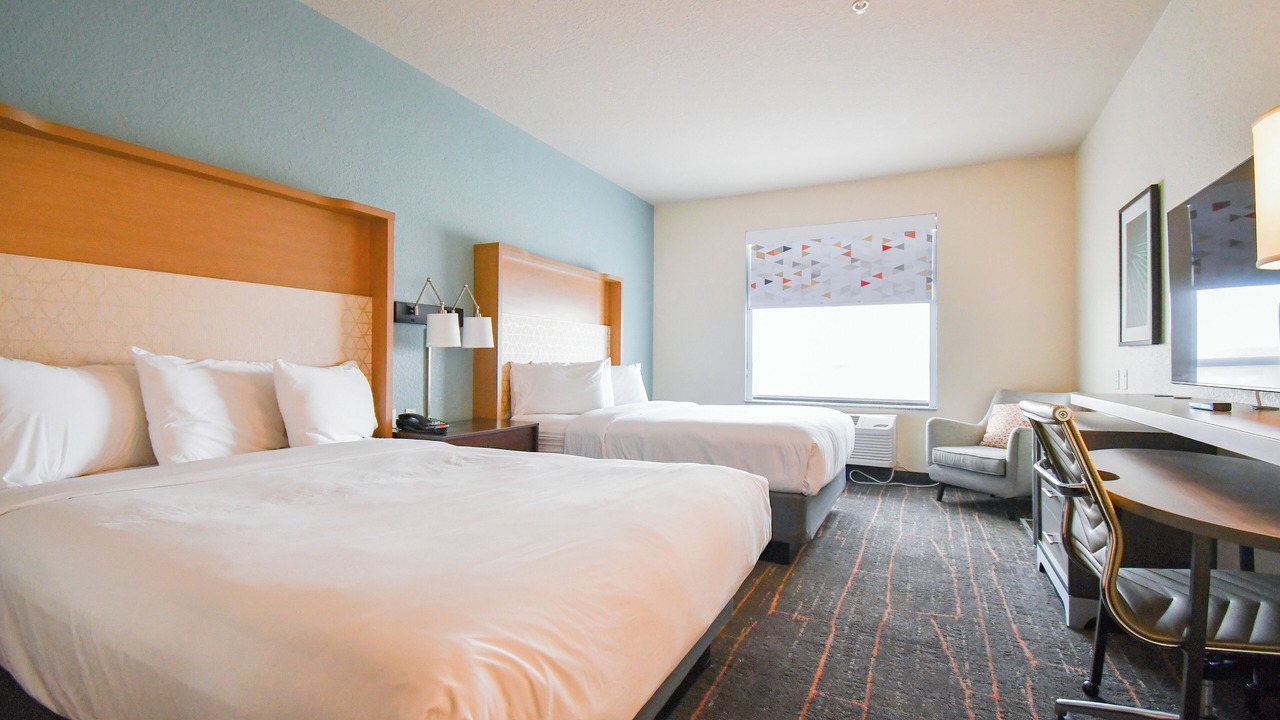 Photo of Bedroom in Far North Central