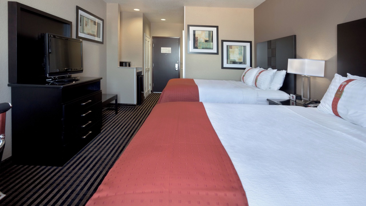 Photo of Bedroom in Far North Central