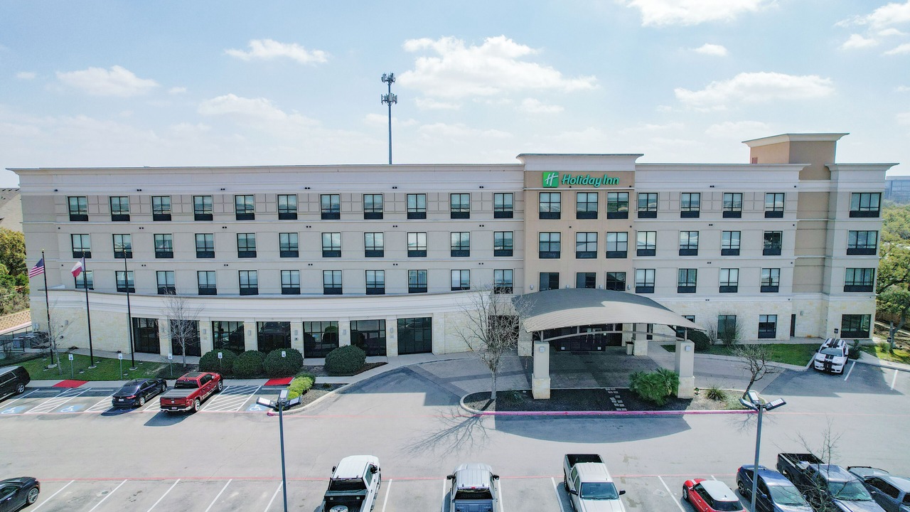 Photo of Outdoor in Far North Central
