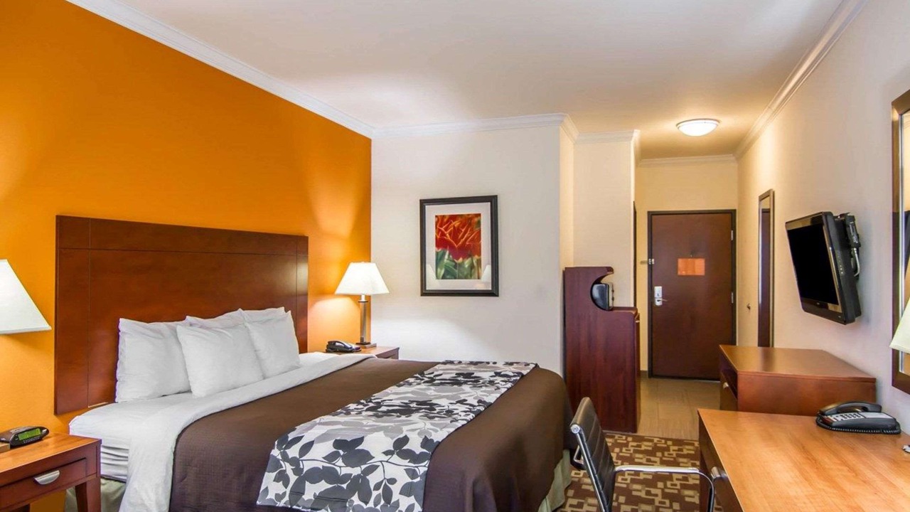 Photo of Bedroom in Shreveport