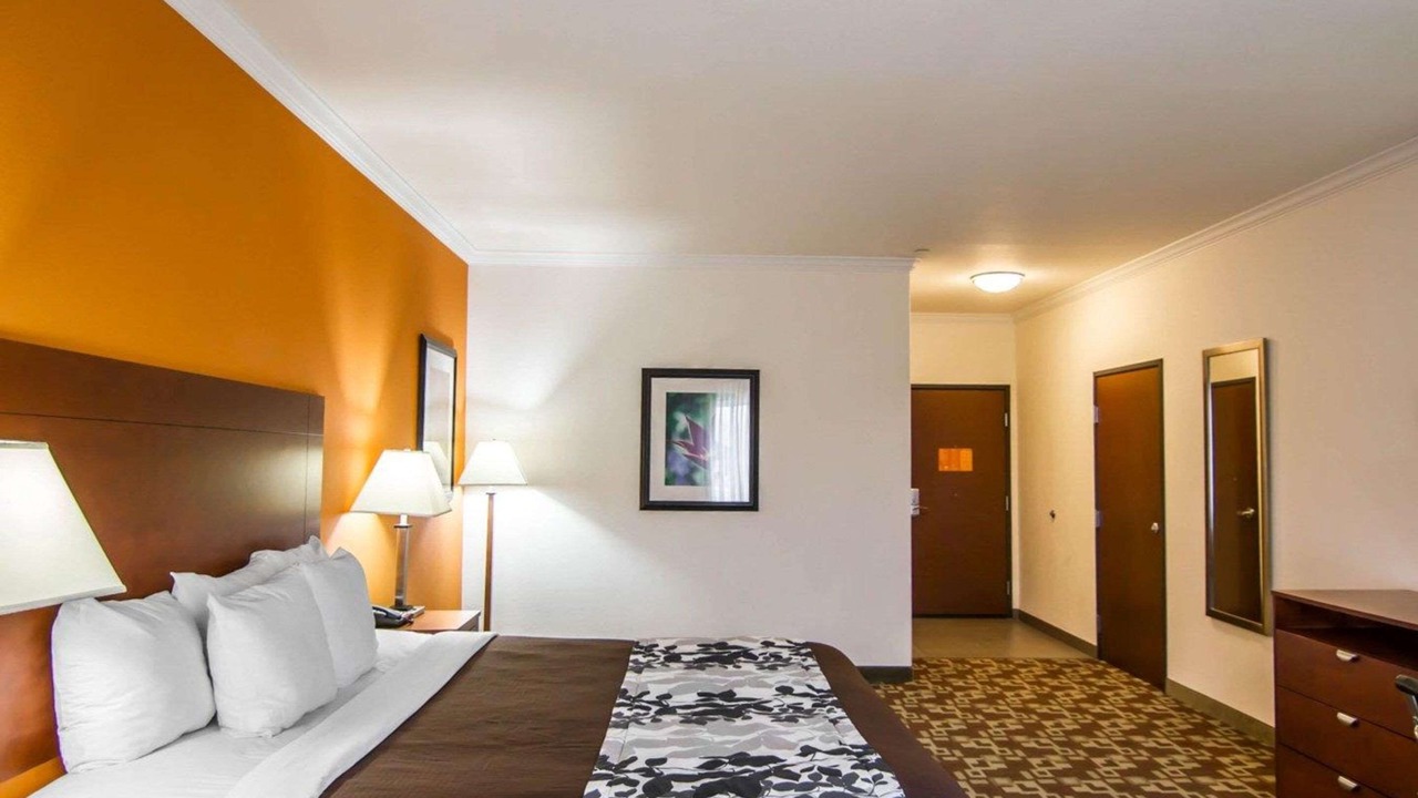 Photo of Bedroom in Shreveport