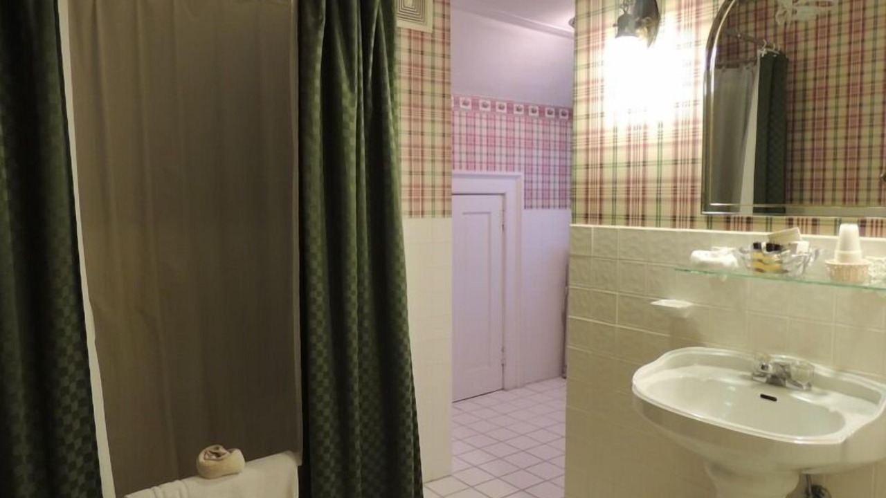 Photo of Bathroom in Canadensis