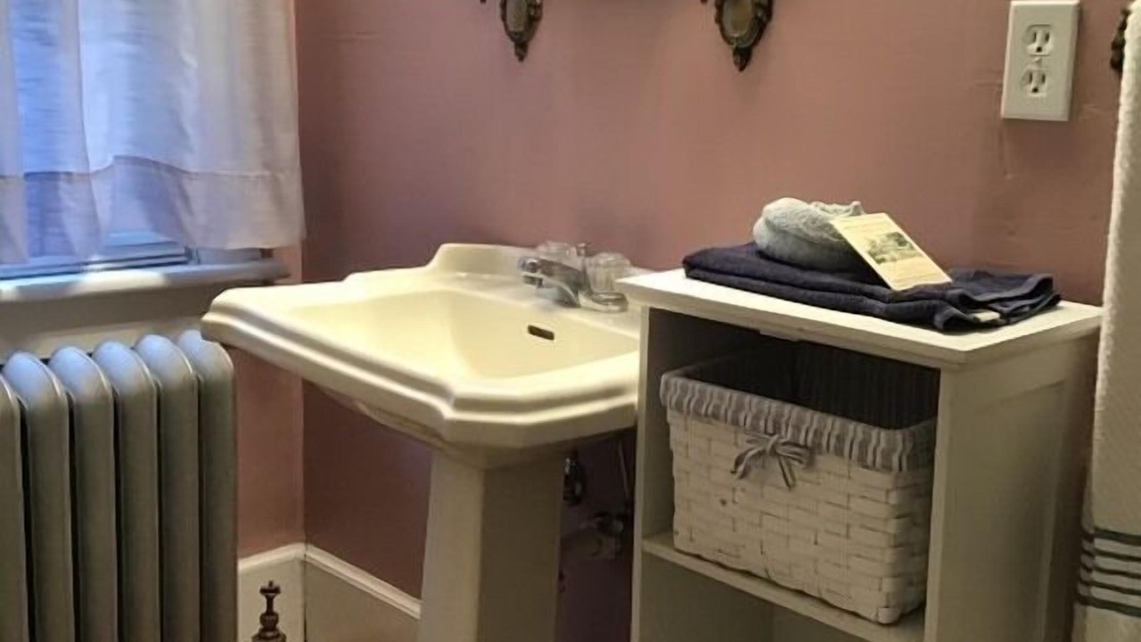 Photo of Bathroom in Canadensis