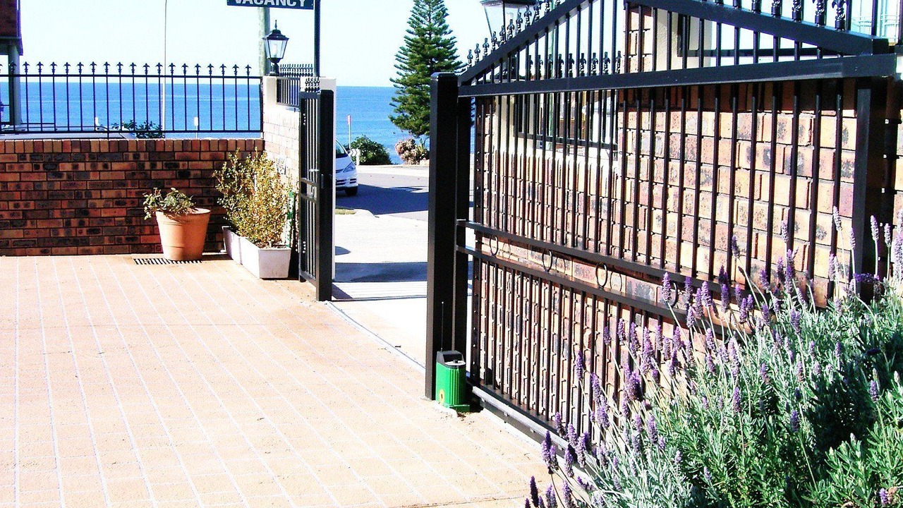 Photo of Others in The Entrance