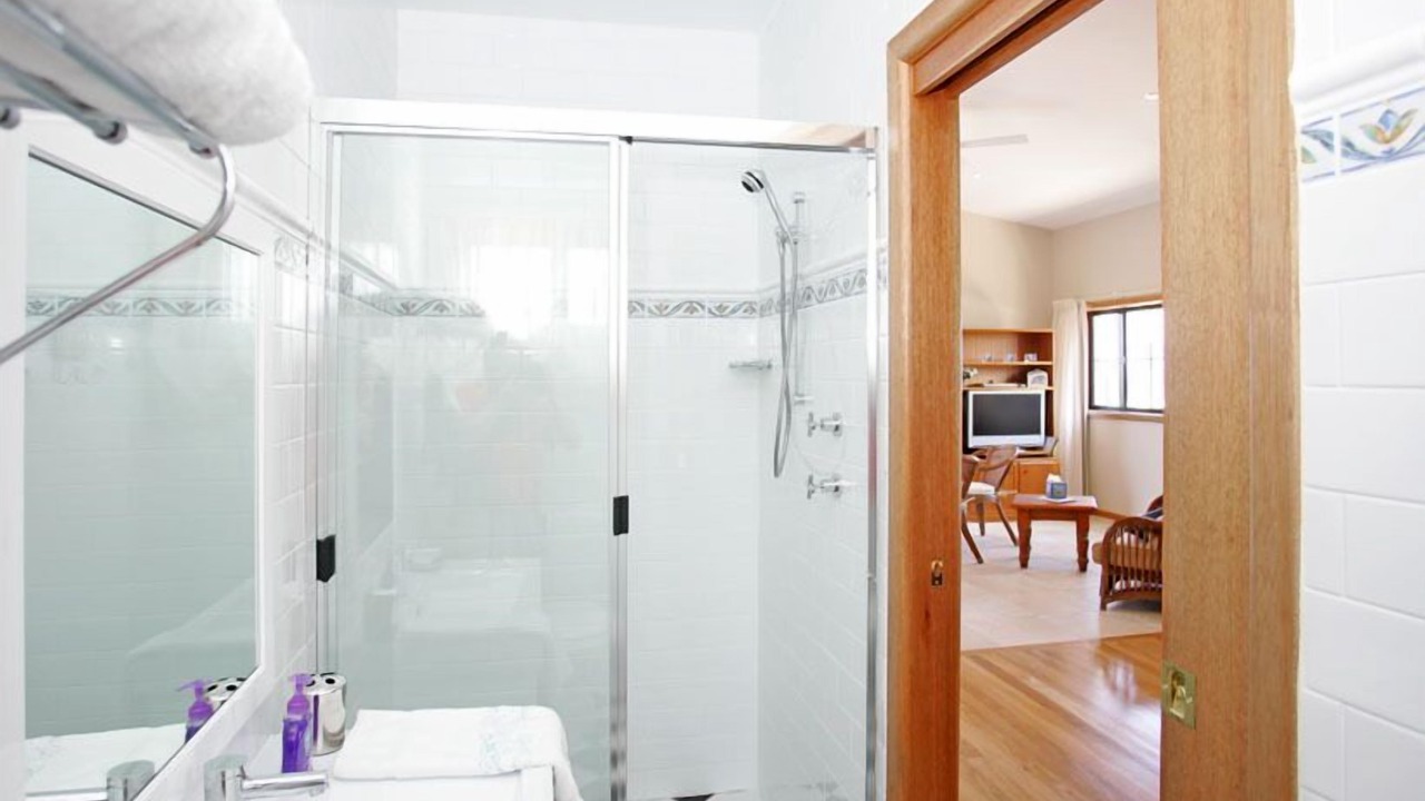 Photo of Bathroom in The Entrance