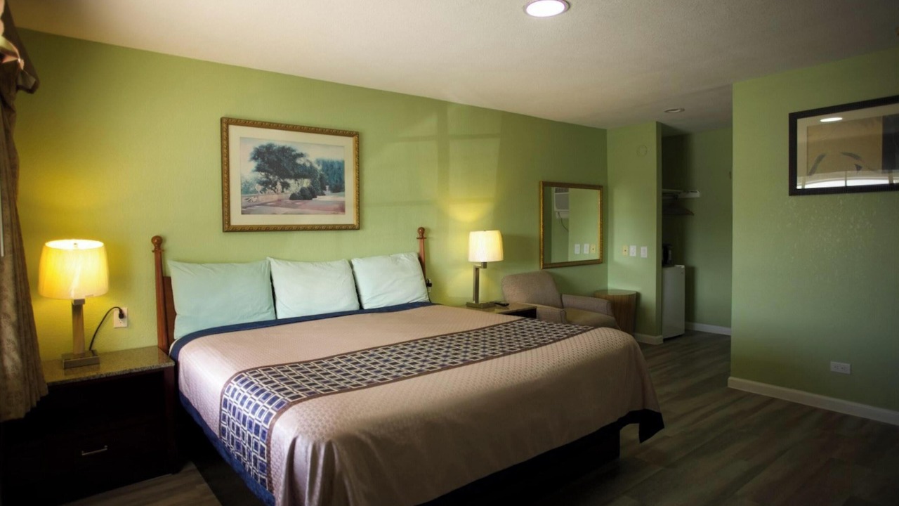 Photo of Bedroom in Hamilton