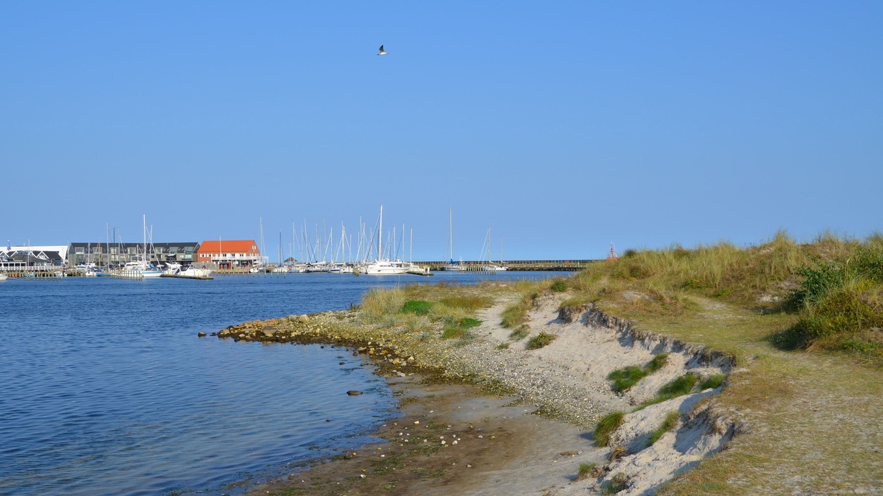 Photo of Others in Grena Strand