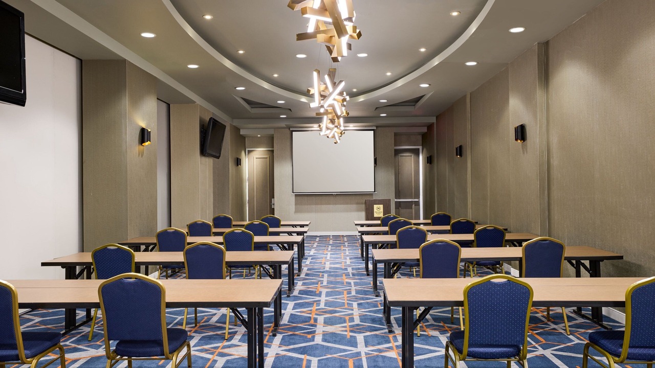 Photo of Others in Downtown Brooklyn