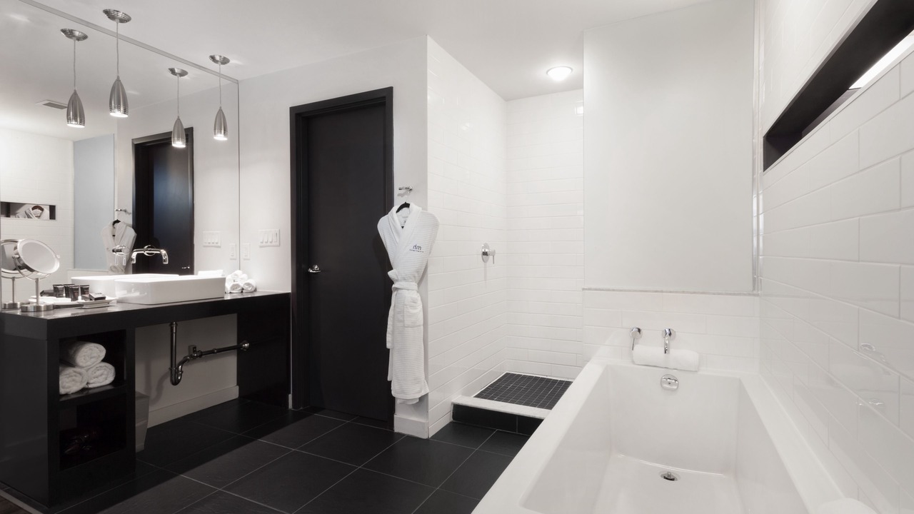 Photo of Bathroom in Downtown London