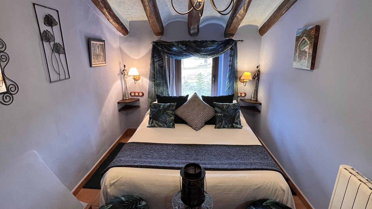 Photo of Bathroom in Pontons