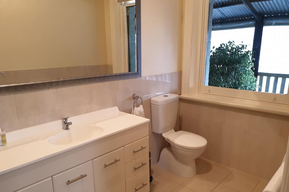 Photo of Bathroom in Murray Bridge