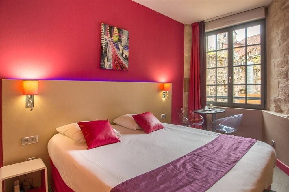 Photo of Bedroom in Beaulieu-sur-Dordogne