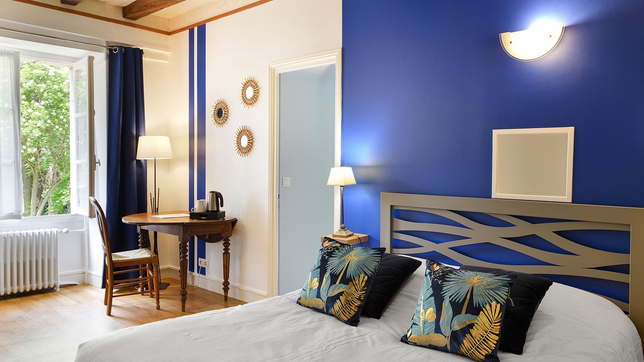 Photo of Bedroom in Beaumont-en-Veron