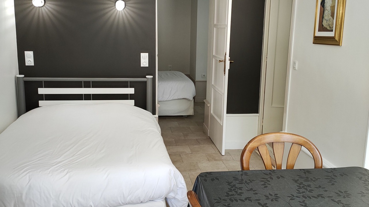 Photo of Bedroom in Beaumont-en-Veron