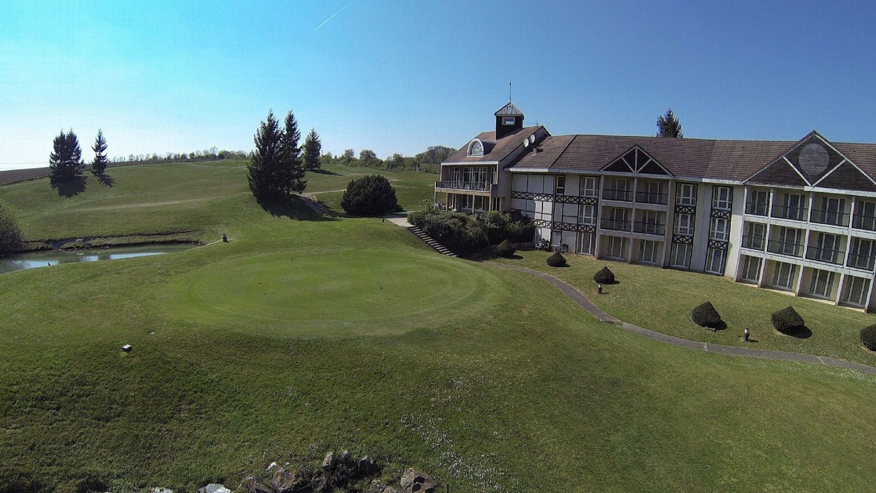 Photo of Outdoor in Luzarches