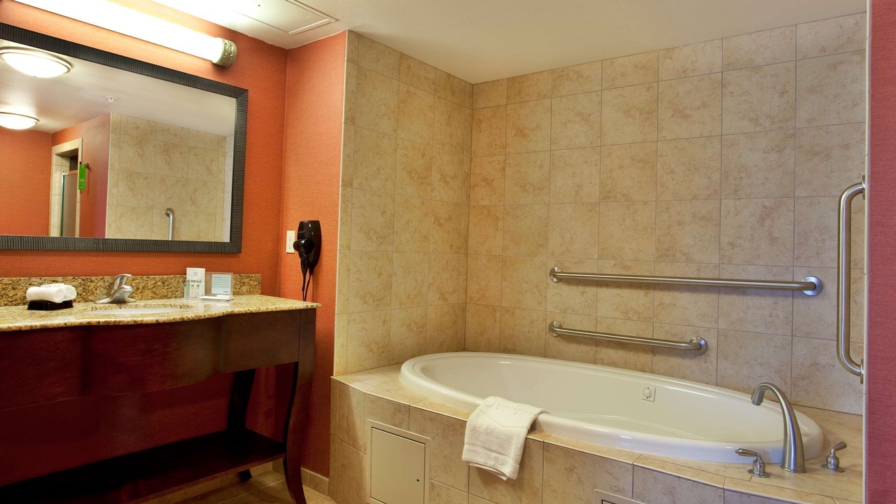 Photo of Bathroom in Morgan City