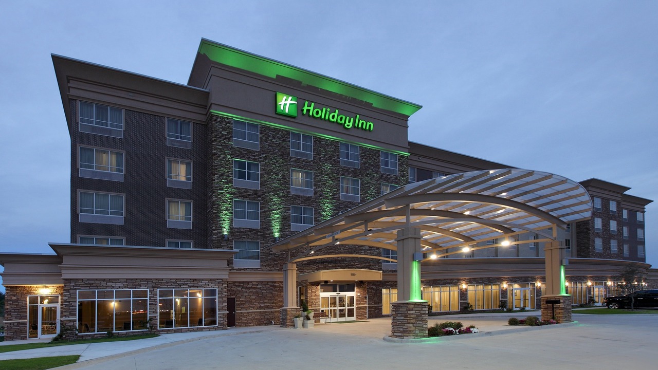 Photo of Buildings in Garland