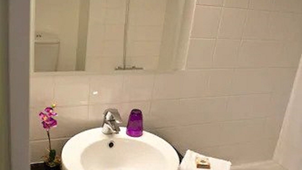 Photo of Bathroom in Saint-Nazaire