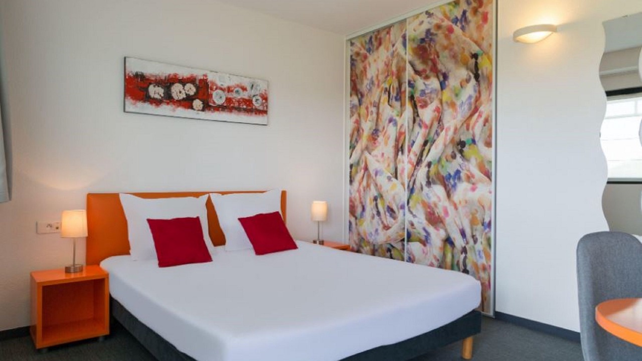 Photo of Bedroom in Saint-Nazaire