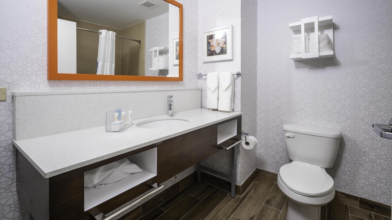 Photo of Bathroom in New Iberia